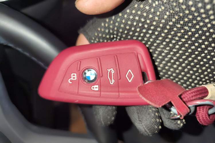 Used BMW 5 Series 2022 Second Facelift 525Li M Sport Package Vehicle Key