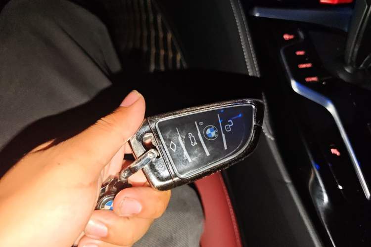 Used BMW 5 Series 2022 525Li M Sport Package Vehicle Key