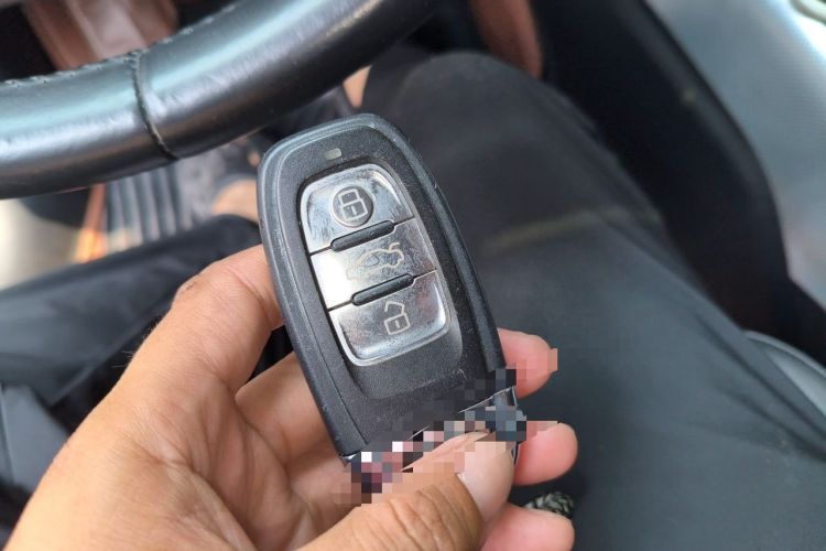 Used BMW 5 Series 2022 Updated 530i M Sport Package Vehicle Key