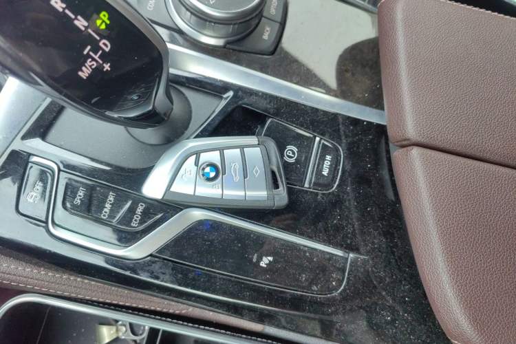 Used BMW 5 Series 2022 525Li M Sport Package Vehicle Key