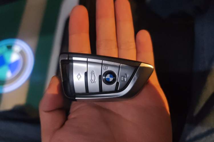 Used BMW 5 Series 2022 530i M Sport Package Vehicle Key