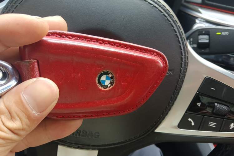 Used BMW 5 Series 2022 Restyled 525Li M Sport Package Vehicle Key