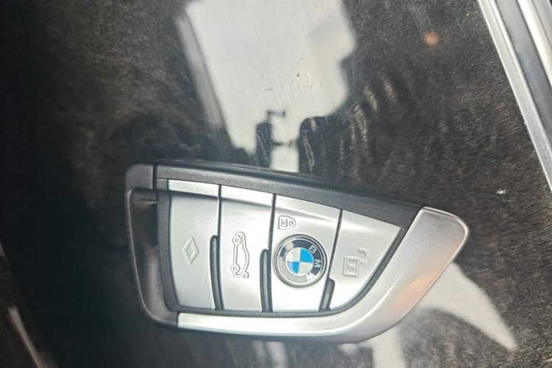 Used BMW 5 Series 2022 Second Facelift 525Li M Sport Package Vehicle Key