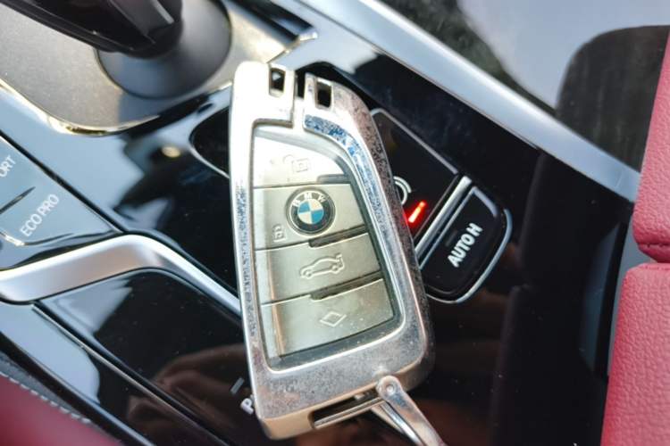 Used BMW 5 Series 2022 Second Facelift 525Li M Sport Package Vehicle Key