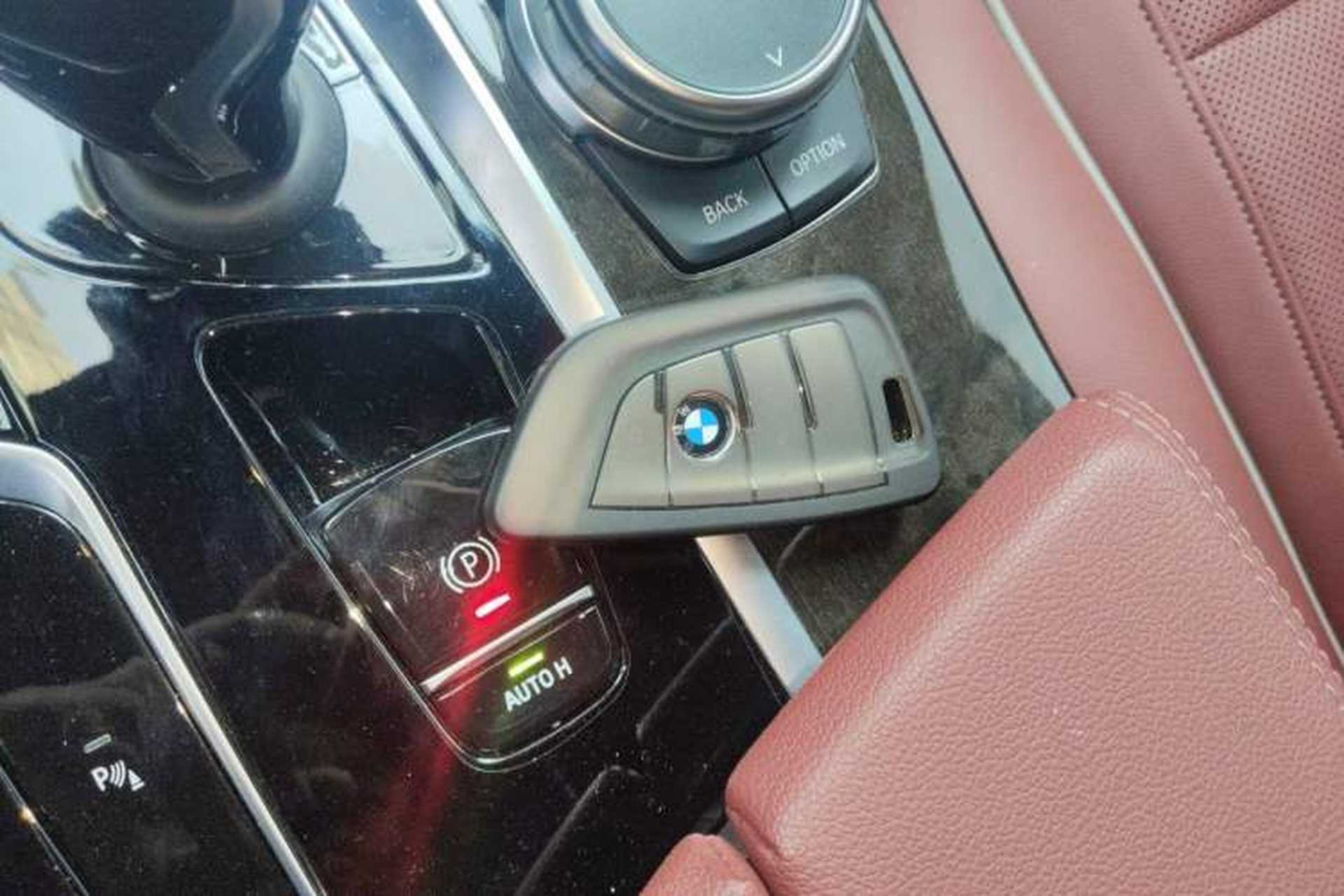 Used BMW 5 Series 2022 Second Facelift 525Li M Sport Package Vehicle Key