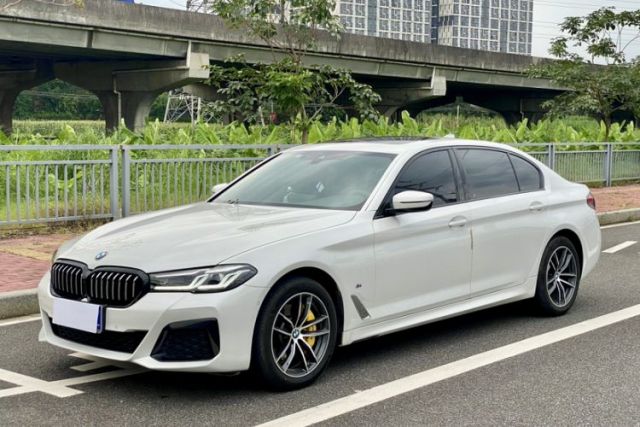 Used BMW 5 Series 2022 Second Facelift 525Li M Sport Package