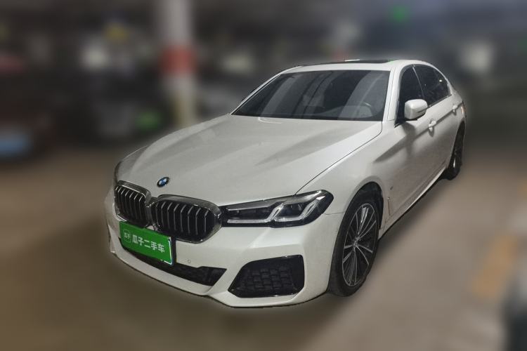 Used BMW 5 Series 2022 530Li Leading Model M Sport Package Guazi used car, China used car export, Used car for sale, Used cars, Cheapest cars for sale
