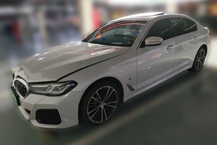 Used BMW 5 Series 2022 Second Facelift 530Li Leading Edition M Sport Package Guazi used car, China used car export, Used car for sale, Used BMW cars, Cheapest cars for sale