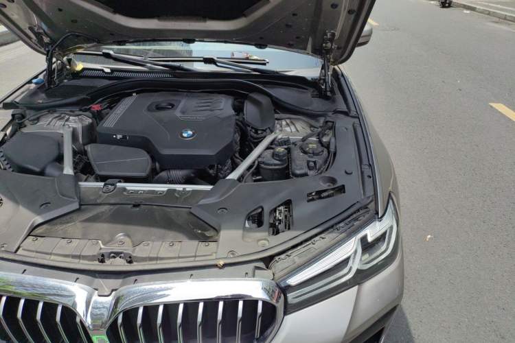 Used BMW 5 Series 2022 Updated 530Li Leading Edition Luxury Package Engine Bay Left