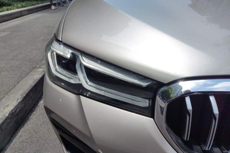 Used BMW 5 Series 2022 Updated 530Li Leading Edition Luxury Package Right Front Headlight