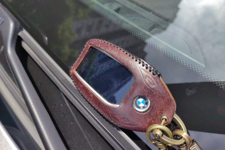 Used BMW 5 Series 2022 Updated 530Li Leading Edition Luxury Package Vehicle Key