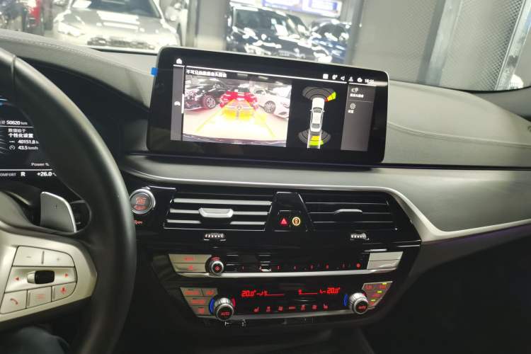 Used BMW 5 Series 2023 Restyled 530Li Leading Edition M Sport Package Audio And AC Panel