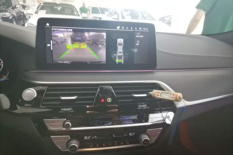 Used BMW 5 Series 2023 530Li Leading Model M Sport Package Audio And AC Panel