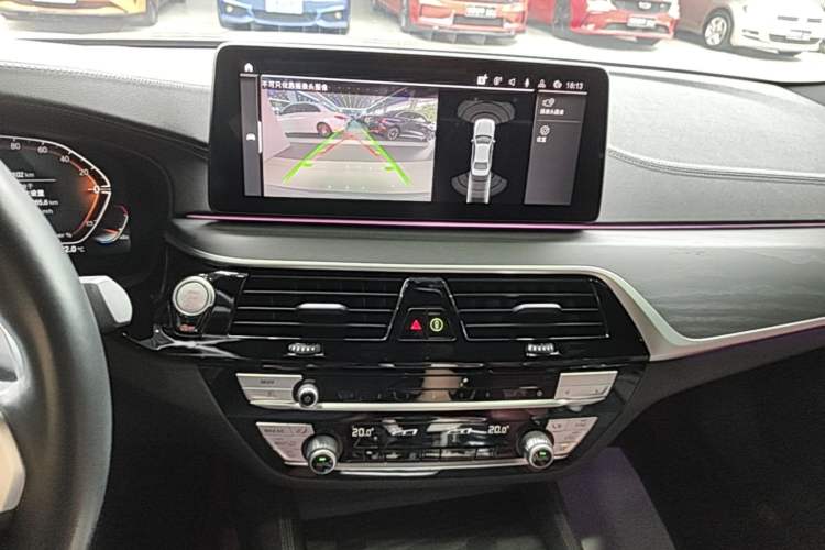 Used BMW 5 Series 2023 530Li Leading Model M Sport Package Audio And AC Panel