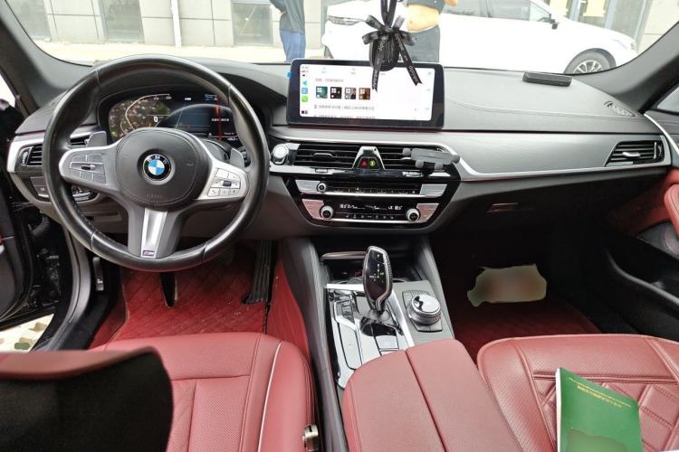 Used BMW 5 Series 2023 530Li Leading Model M Sport Package Center Console