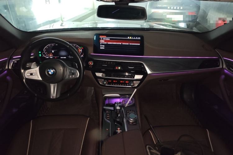 Used BMW 5 Series 2023 530Li Leading Model M Sport Package Center Console