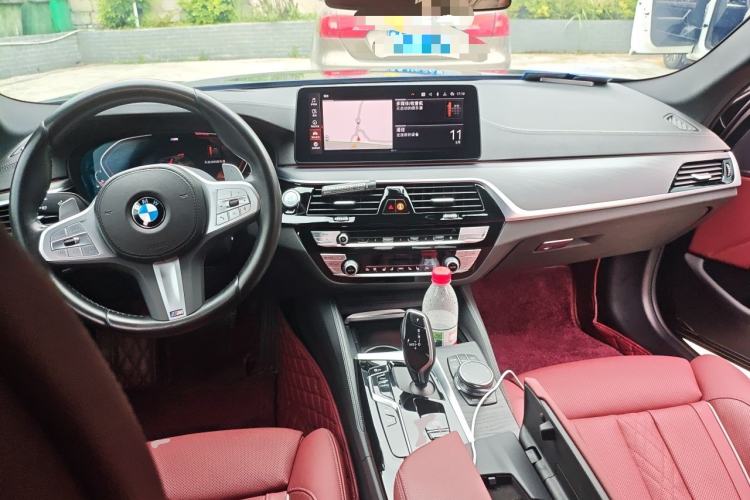 Used BMW 5 Series 2023 Restyled 530Li Luxury Edition M Sport Package Center Console
