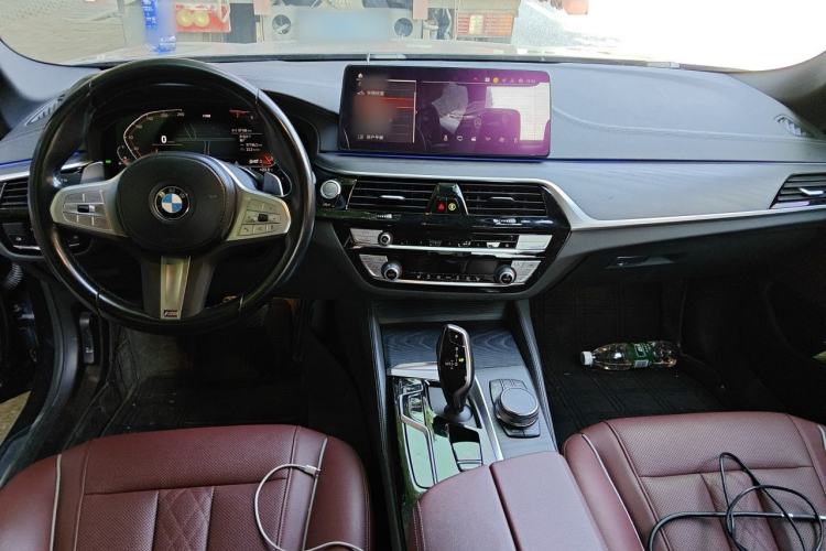 Used BMW 5 Series 2023 530Li Leading Model M Sport Package Center Console