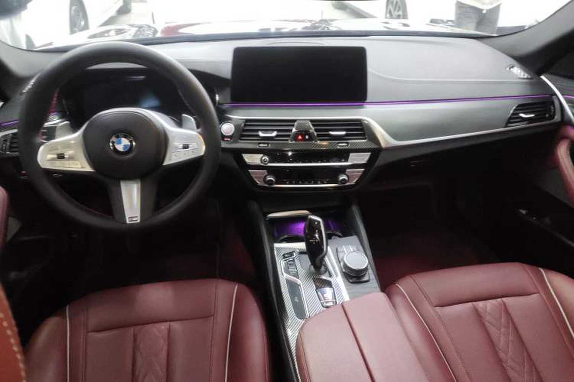 Used BMW 5 Series 2023 530Li xDrive M Sport Package Center Console
