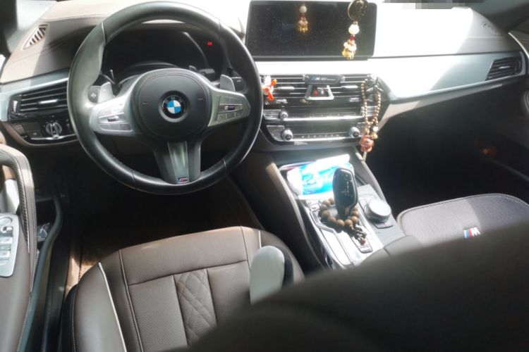 Used BMW 5 Series 2023 530Li Leading Model M Sport Package Center Console