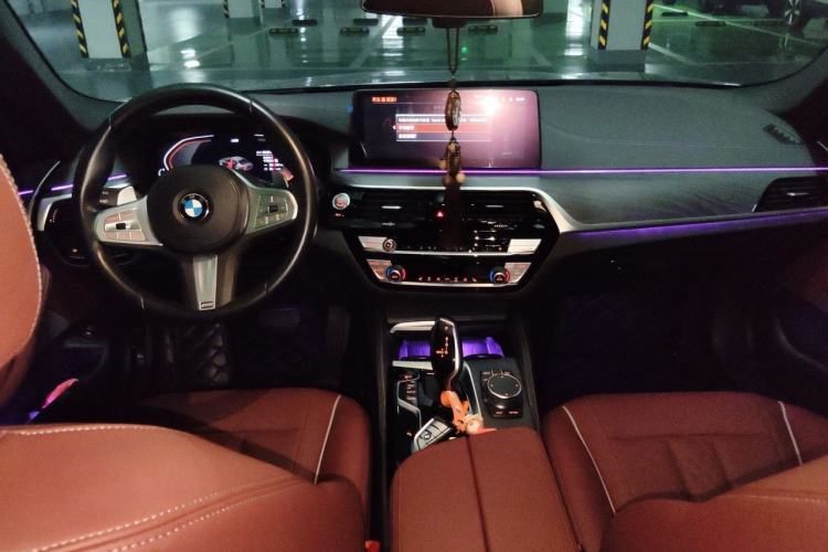 Used BMW 5 Series 2023 530Li Leading Model M Sport Package Center Console