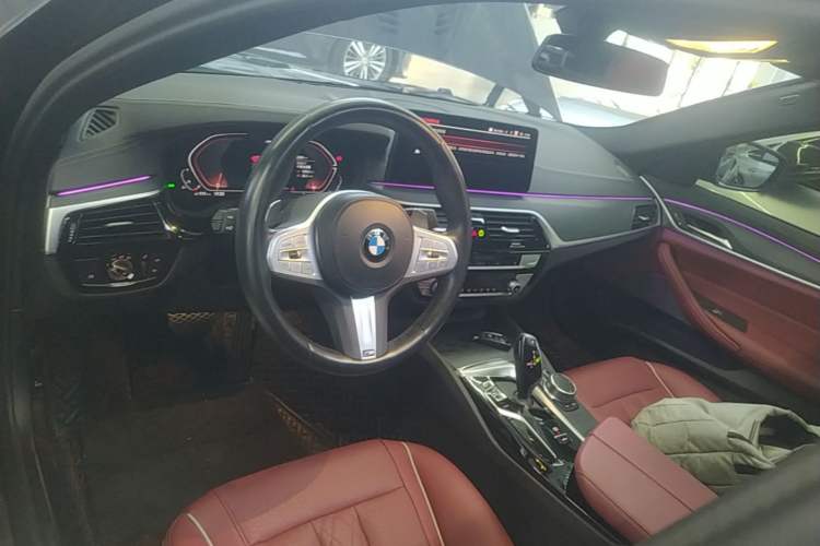 Used BMW 5 Series 2023 530Li Leading Model M Sport Package Center Console