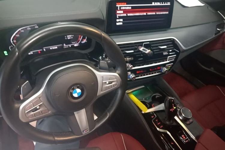 Used BMW 5 Series 2023 530Li Leading Model M Sport Package Center Console