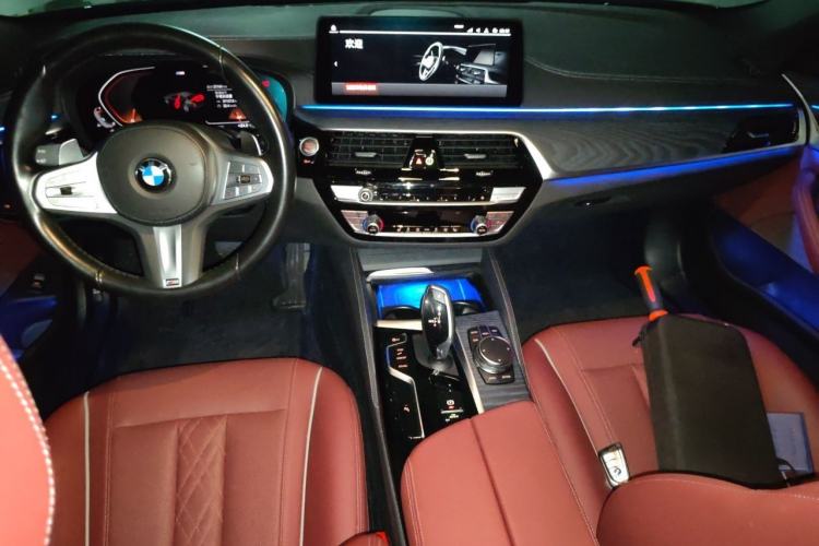 Used BMW 5 Series 2023 530Li Leading Model M Sport Package Center Console