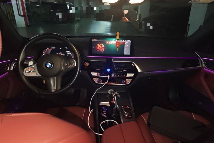 Used BMW 5 Series 2023 530Li Leading Model M Sport Package Center Console