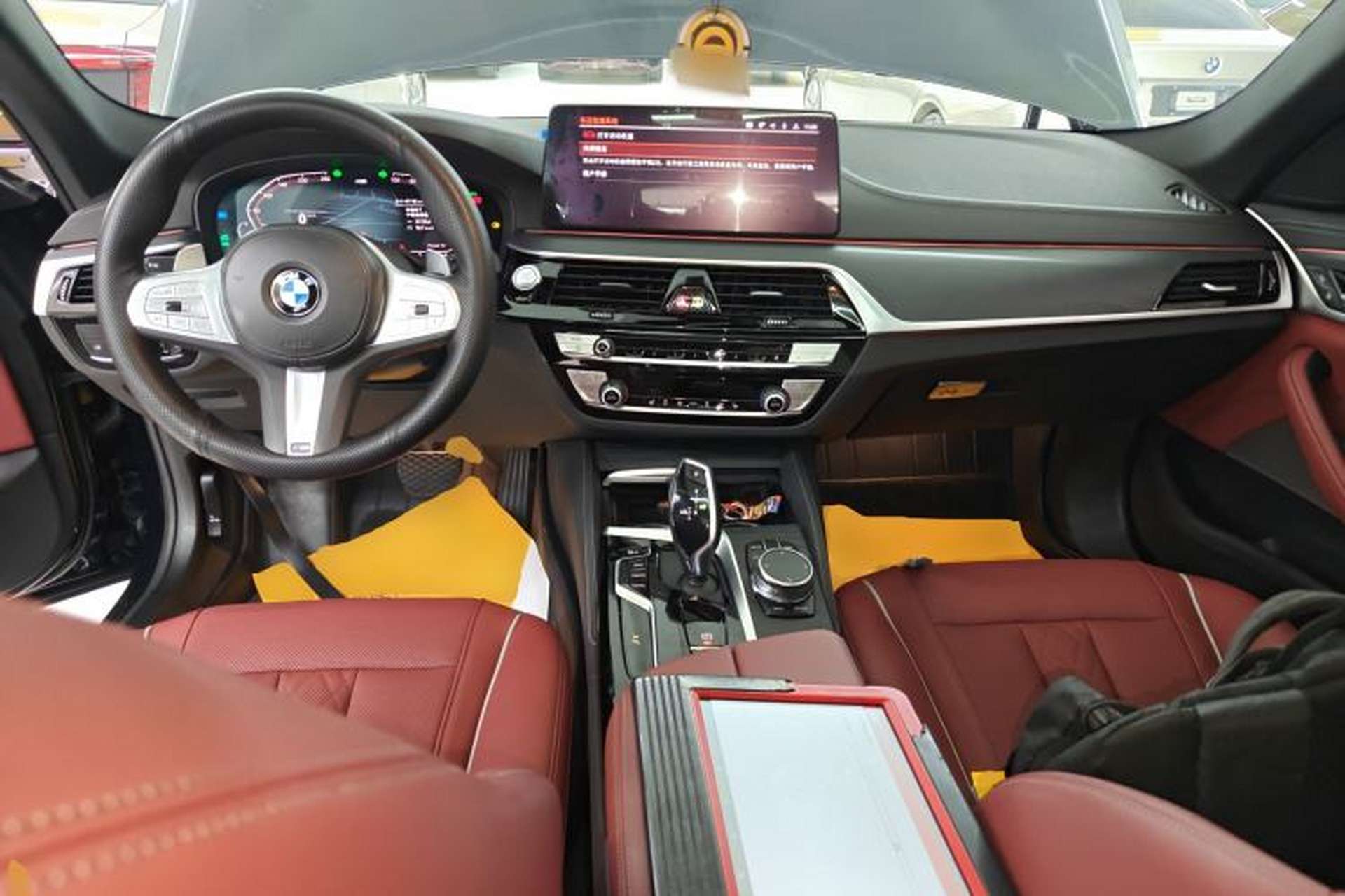 Used BMW 5 Series 2023 530Li Leading Model M Sport Package Center Console