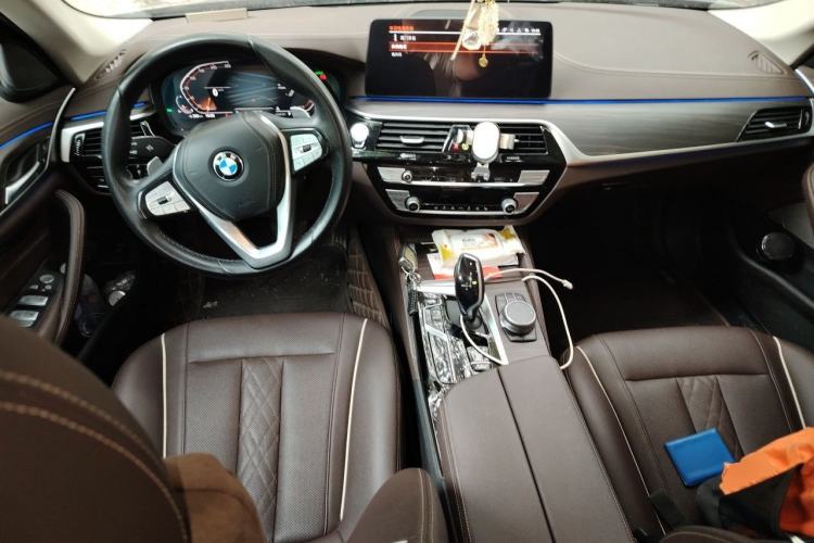 Used BMW 5 Series 2023 530Li Leading Edition Luxury Package Center Console
