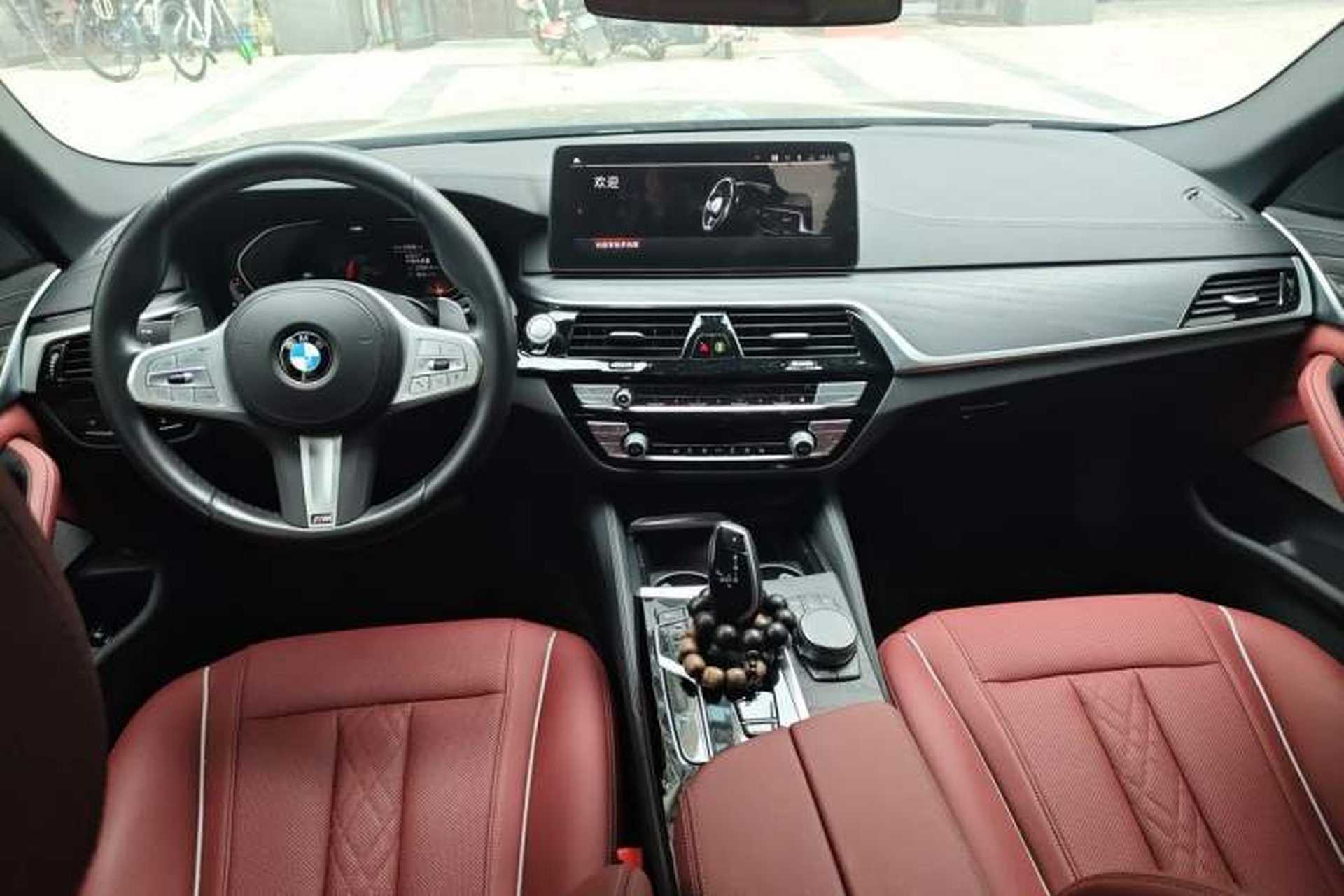Used BMW 5 Series 2023 530Li Leading Model M Sport Package Center Console