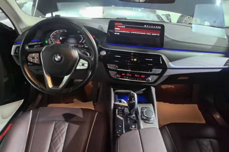 Used BMW 5 Series 2023 530Li Leading Edition Luxury Package Center Console