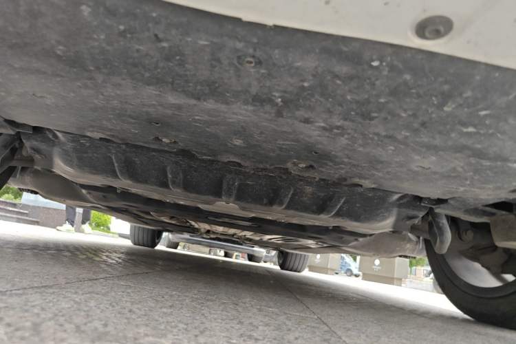 Used BMW 5 Series 2023 530Li Leading Model M Sport Package Chassis Front