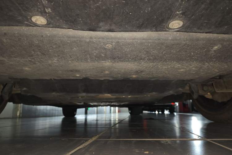 Used BMW 5 Series 2023 530Li Leading Model M Sport Package Chassis Front