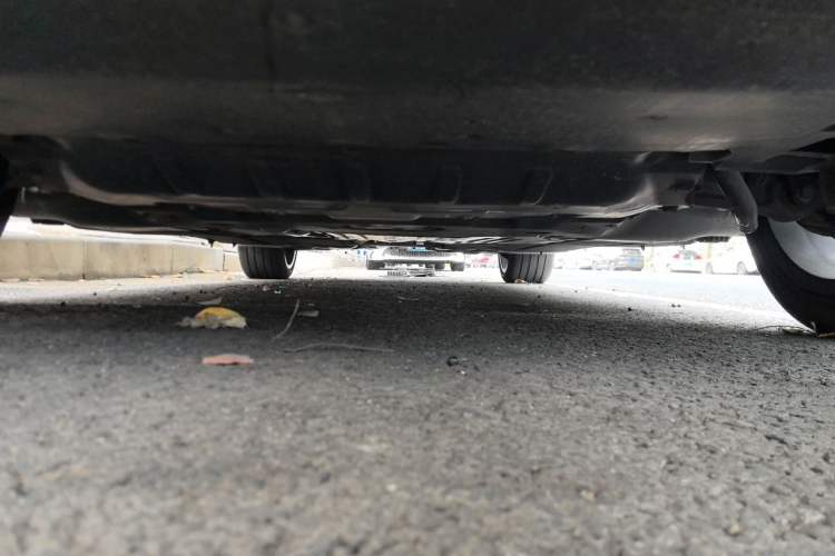 Used BMW 5 Series 2023 530Li Leading Model M Sport Package Chassis Front