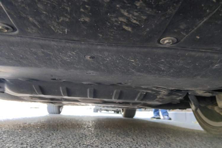 Used BMW 5 Series 2023 530Li Leading Model M Sport Package Chassis Front
