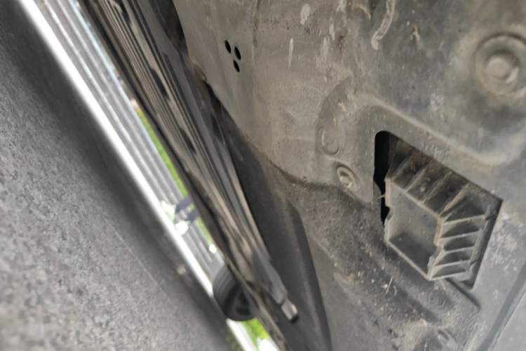 Used BMW 5 Series 2023 530Li Leading Model M Sport Package Chassis Front Left