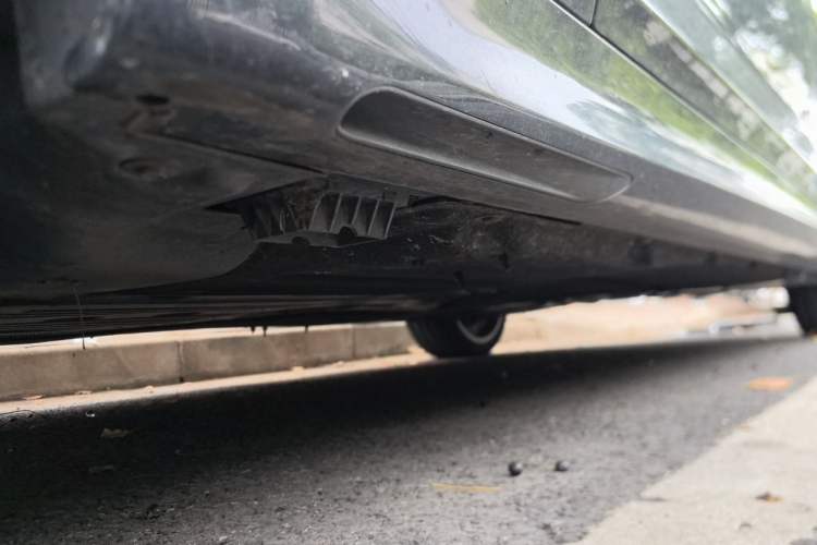 Used BMW 5 Series 2023 530Li Leading Model M Sport Package Chassis Front Left