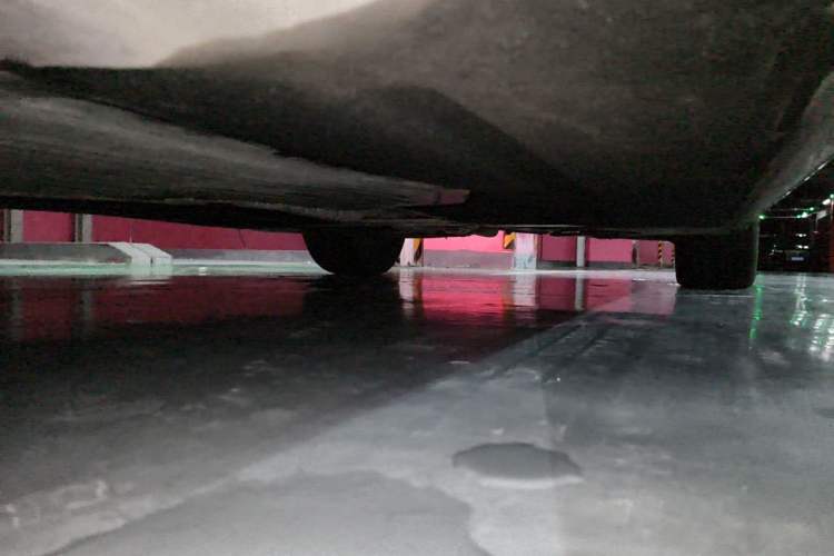 Used BMW 5 Series 2023 530Li Luxury Edition M Sport Package Chassis Front Left