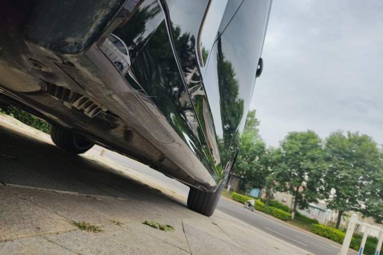 Used BMW 5 Series 2023 530Li Leading Model M Sport Package Chassis Front Left