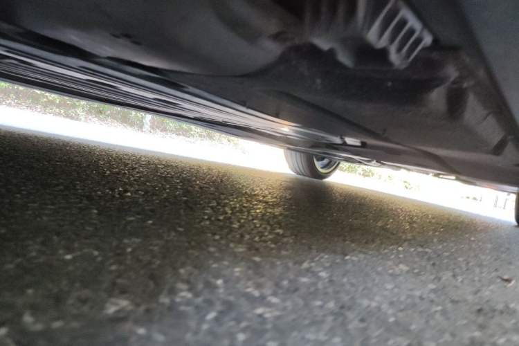 Used BMW 5 Series 2023 530Li Leading Model M Sport Package Chassis Front Left