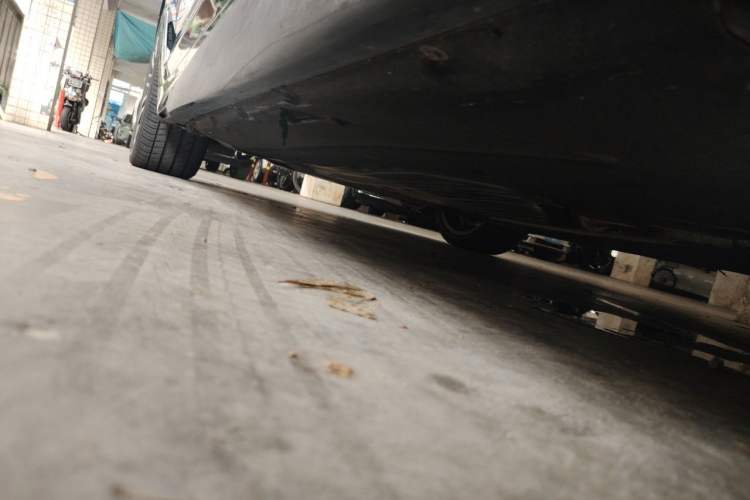 Used BMW 5 Series 2023 530Li Leading Model M Sport Package Chassis Front Left