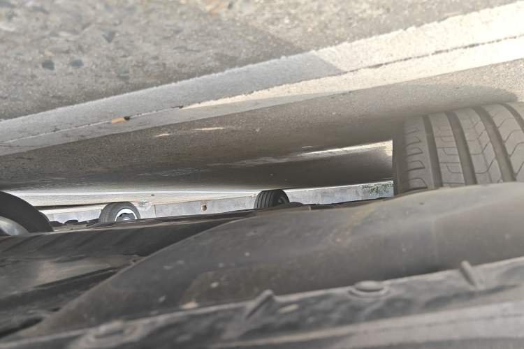 Used BMW 5 Series 2023 530Li Leading Model M Sport Package Chassis Front