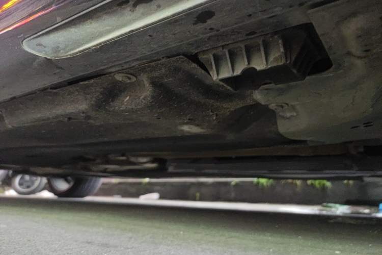 Used BMW 5 Series 2023 530Li xDrive M Sport Package Chassis Front Right
