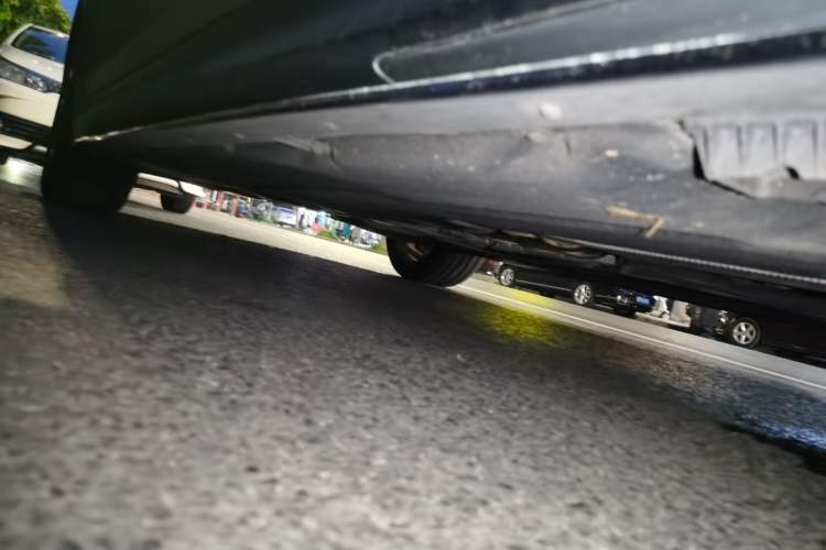 Used BMW 5 Series 2023 530Li Luxury Edition M Sport Package Chassis Front Right