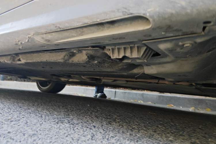 Used BMW 5 Series 2023 530Li Leading Model M Sport Package Chassis Front Right