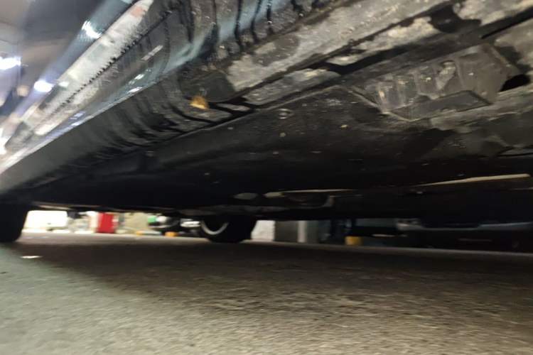 Used BMW 5 Series 2023 530Li Leading Model M Sport Package Chassis Front Right