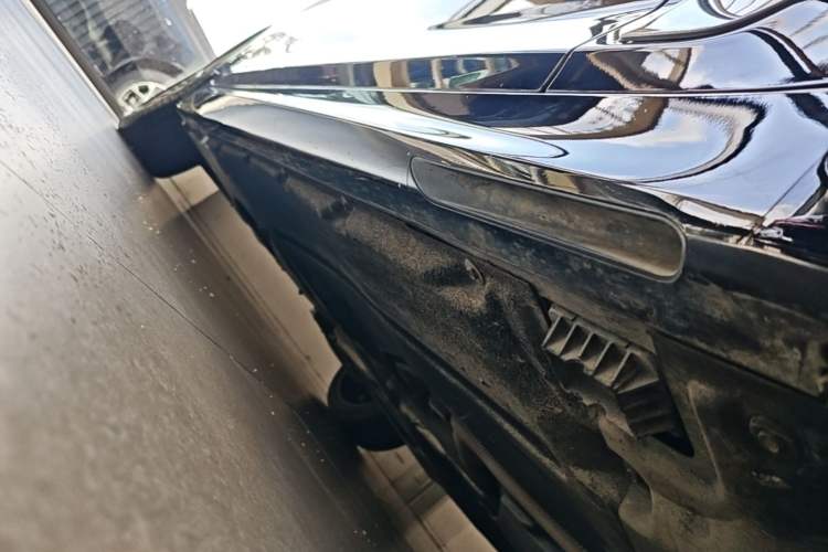 Used BMW 5 Series 2023 530Li Leading Model M Sport Package Chassis Front Right