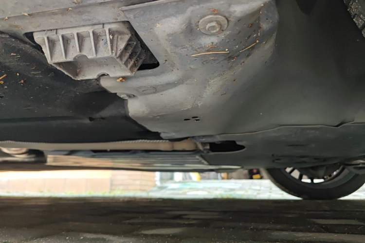 Used BMW 5 Series 2023 530Li Leading Model M Sport Package Chassis Front Right